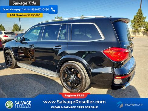 Used 2015 Mercedes-Benz GL 550 4MATIC image 3
