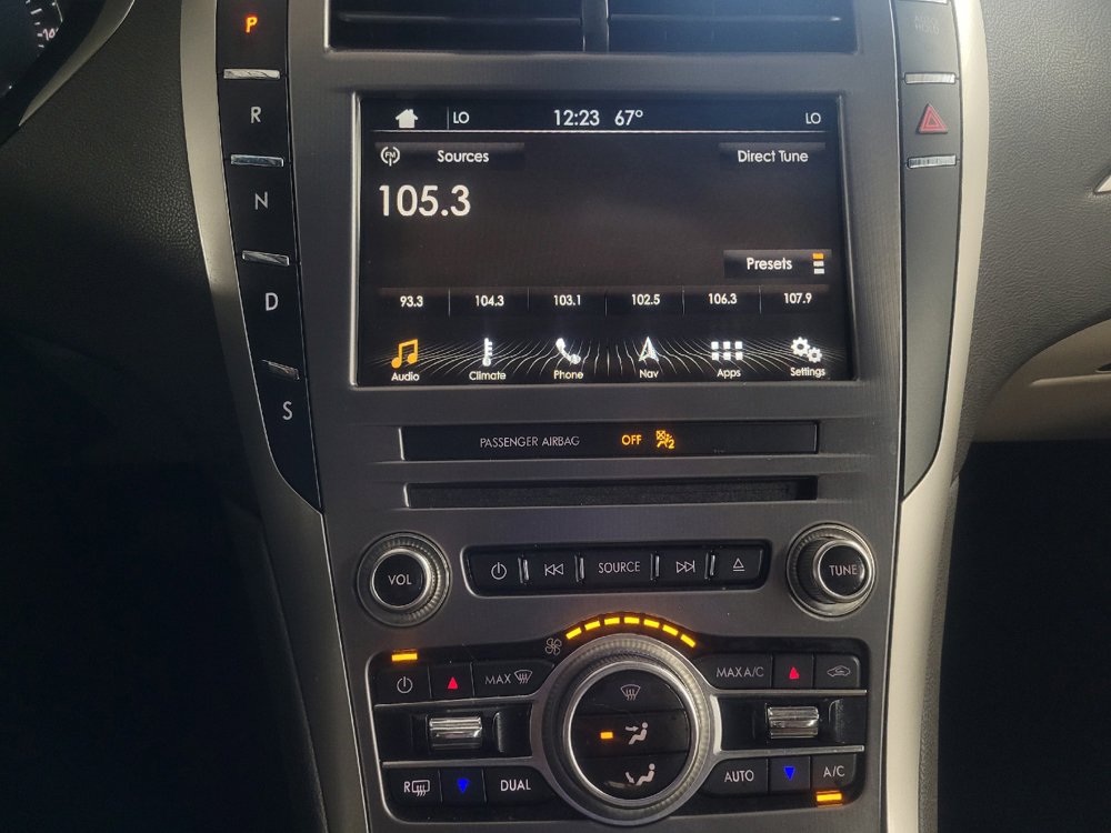 Used 2017 Lincoln MKZ Reserve w/ Climate Package FWD image 25