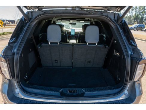 Used 2021 Ford Explorer ST w/ Equipment Group 401A image 16