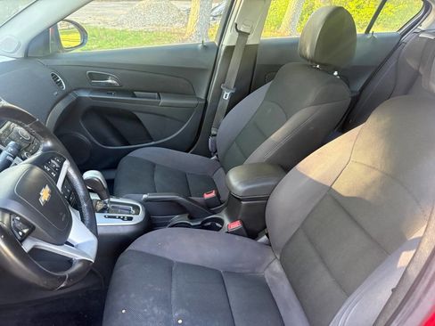 Used 2013 Chevrolet Cruze LT w/ RS Package image 17