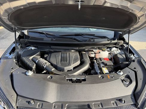 Used 2025 Buick Enclave Avenir w/ Super Cruise Package FWD image 37