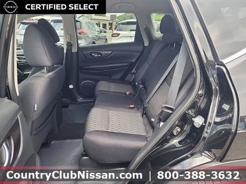 Certified 2019 Nissan Rogue SV w/ Premium Package AWD/4WD image 24