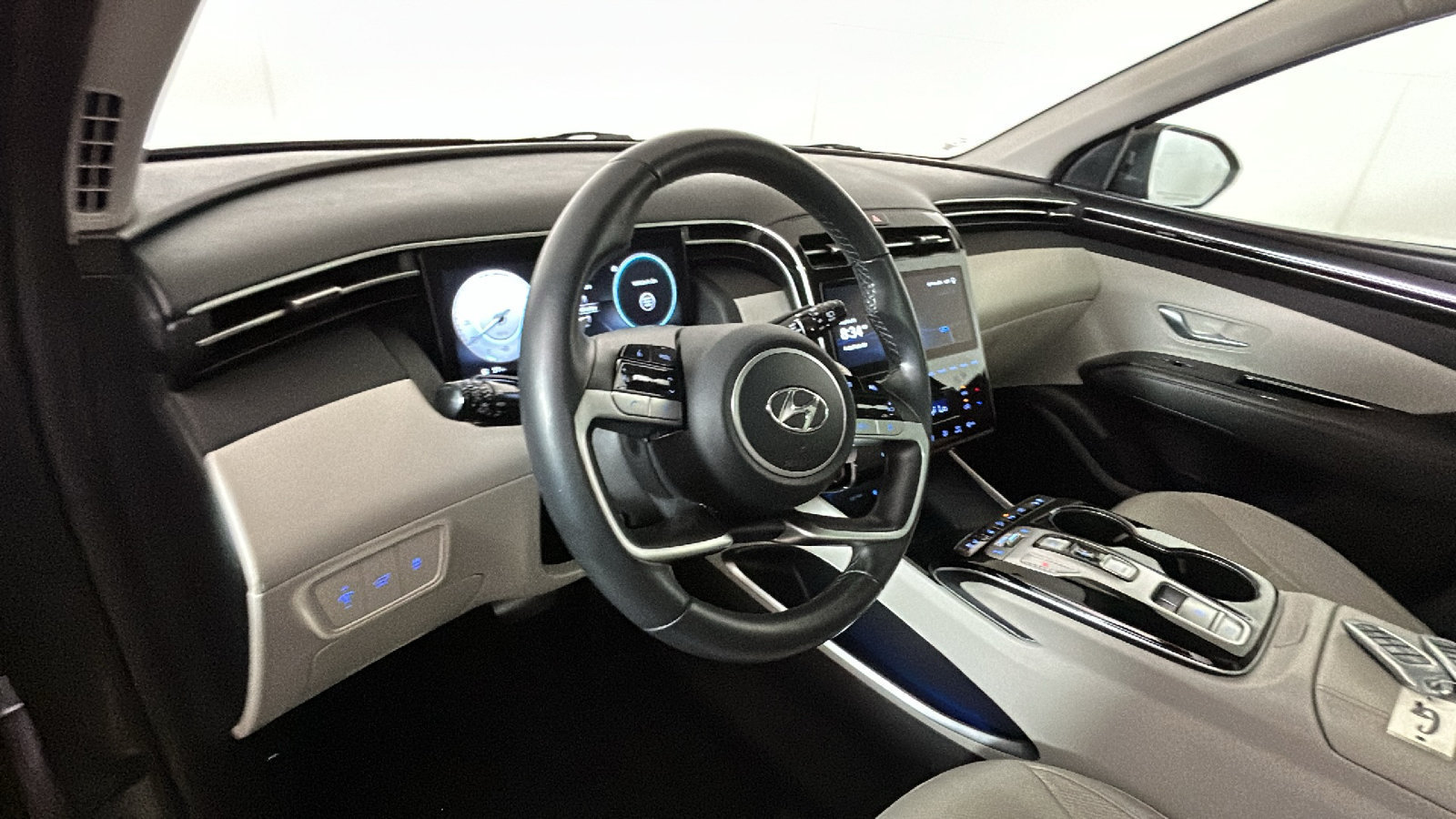 Certified 2022 Hyundai Tucson Limited AWD/4WD image 18