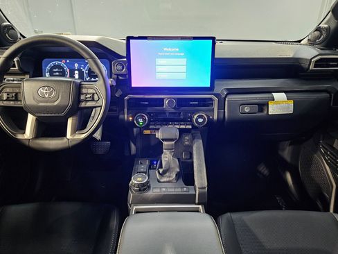 New 2026 Toyota 4Runner Limited image 9