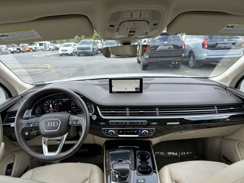 Used 2018 Audi Q7 3.0T Prestige w/ Prestige Package AWD/4WD image 24