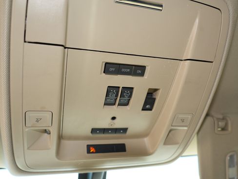 Used 2016 GMC Sierra 1500 Denali image 32