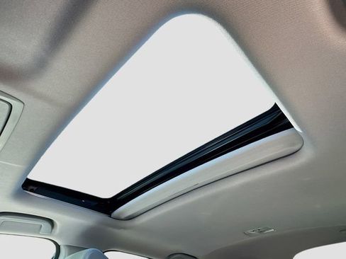 Used 2018 Honda CR-V EX image 12
