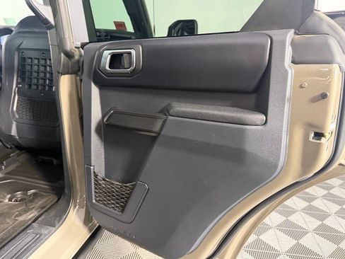 Used 2025 Ford Bronco Badlands AWD/4WD image 32