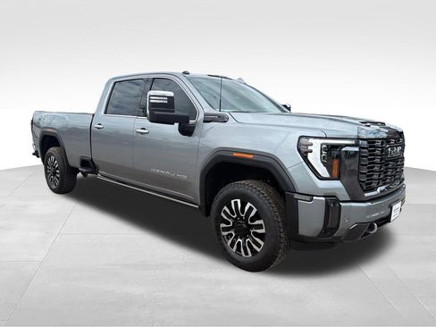 Used 2024 GMC Sierra 2500 Denali Ultimate AWD/4WD image 7