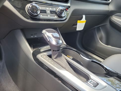 New 2026 Buick Envista Sport Touring w/ Convenience I Package FWD image 11