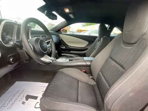 Used 2011 Chevrolet Camaro LS RWD image 17