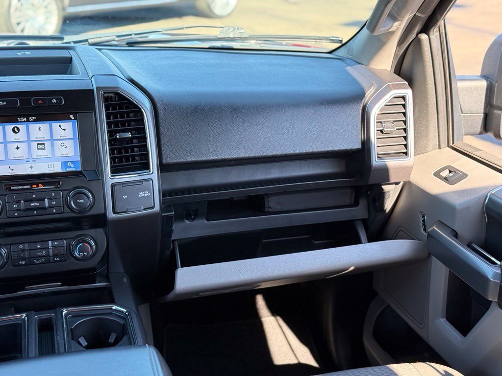 Used 2018 Ford F150 XLT w/ Equipment Group 302A Luxury AWD/4WD image 26