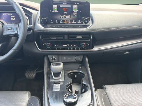 Certified 2023 Nissan Rogue Platinum image 6