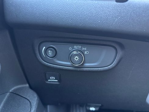 Used 2018 GMC Terrain SLE AWD/4WD image 19