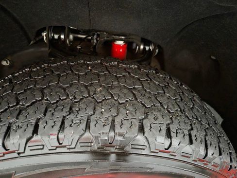 Used 2022 GMC Sierra 2500 Denali image 86