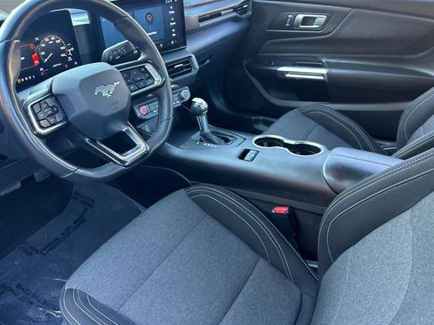 Used 2024 Ford Mustang EcoBoost image 4