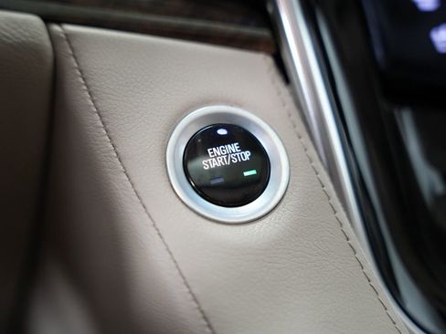 Used 2018 Cadillac Escalade Premium Luxury image 28