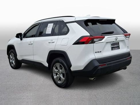 Used 2024 Toyota RAV4 XLE AWD/4WD image 6