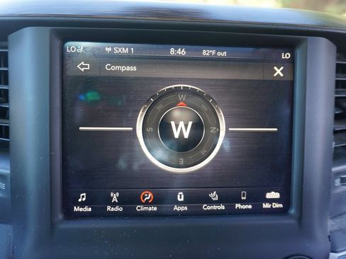 Used 2019 RAM 1500 Laramie RWD image 11