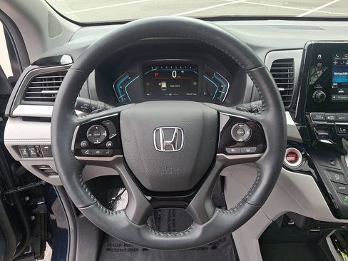 Used 2024 Honda Odyssey Touring image 19