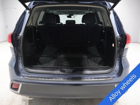 Used 2019 Toyota Highlander XLE w/ Highlander SE Package AWD/4WD image 20