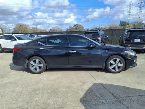 Used 2022 Nissan Altima 2.5 SL image 7