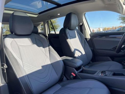 New 2026 Volkswagen Tiguan SE image 25