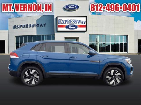 Used 2025 Volkswagen Atlas Cross Sport SE AWD/4WD image 6