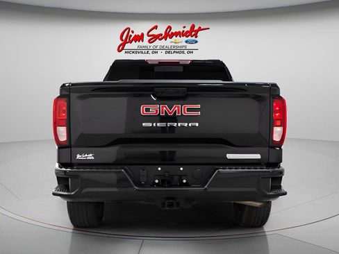 Used 2024 GMC Sierra 1500 Elevation w/ Preferred Package AWD/4WD image 5