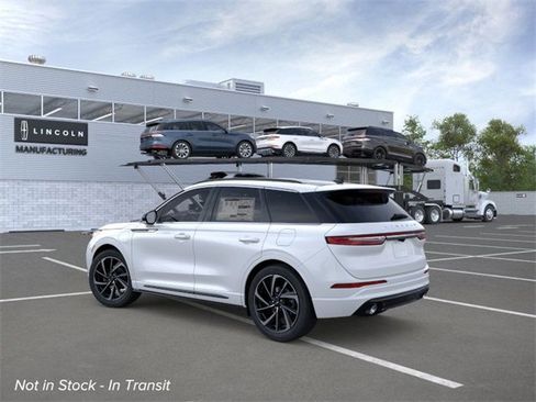 New 2026 Lincoln Corsair Grand Touring image 4