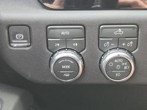 New 2026 GMC Sierra 1500 Elevation AWD/4WD image 10