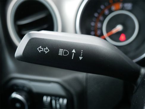 Used 2020 Jeep Wrangler Unlimited Sport image 20