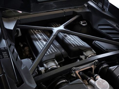 Used 2023 Lamborghini Huracan Tecnica RWD image 20