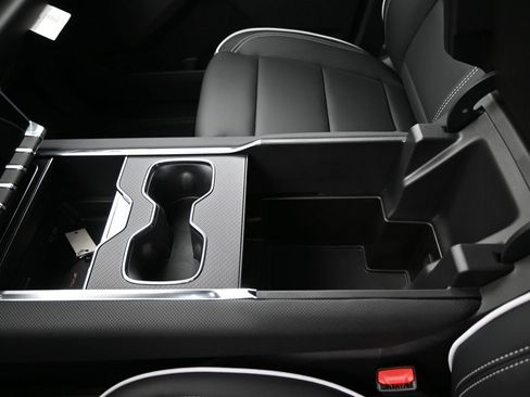 New 2026 GMC Sierra EV Elevation image 20