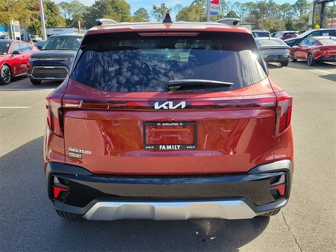New 2026 Kia Seltos S image 5