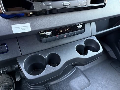 New 2025 Mercedes-Benz Sprinter 2500 image 15