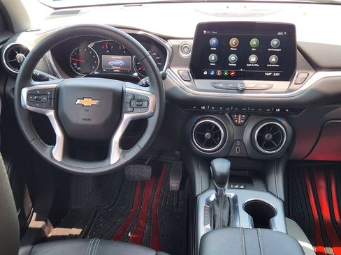 Used 2024 Chevrolet Blazer LT w/ Sound & Technology Package FWD image 29
