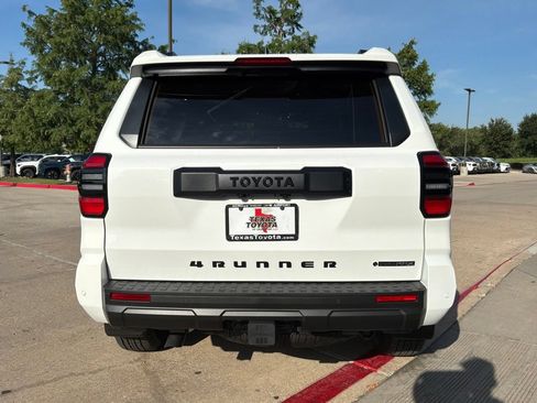 New 2026 Toyota 4Runner TRD Off-Road Premium AWD/4WD image 6