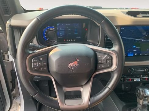 Used 2024 Ford Bronco Wildtrak AWD/4WD image 13