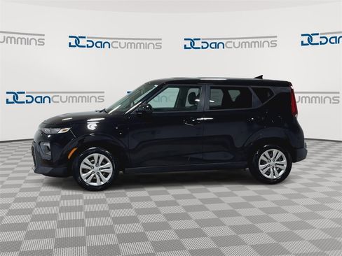 Used 2020 Kia Soul LX image 6