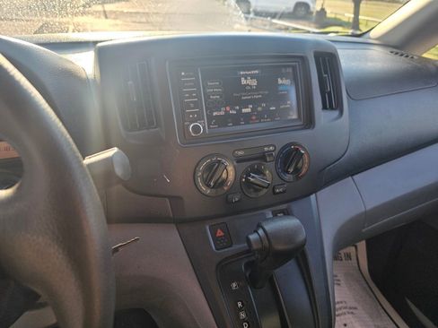 Used 2021 Nissan NV200 SV FWD image 19
