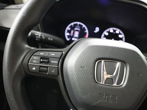 Used 2023 Honda CR-V LX image 20