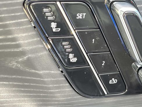 Certified 2024 Cadillac Lyriq Sport RWD image 33