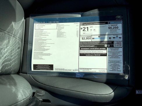 New 2026 Land Rover Range Rover Velar Dynamic SE image 15