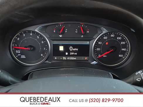 Used 2024 GMC Terrain SLE w/ Driver Convenience Package FWD image 13