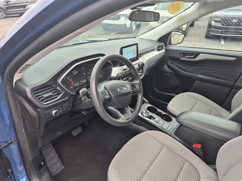 Certified 2022 Ford Escape SE image 11