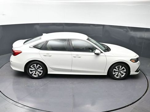 Used 2023 Honda Civic LX image 34