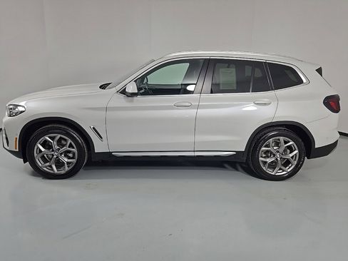 Certified 2023 BMW X3 xDrive30i w/ Premium Package image 4