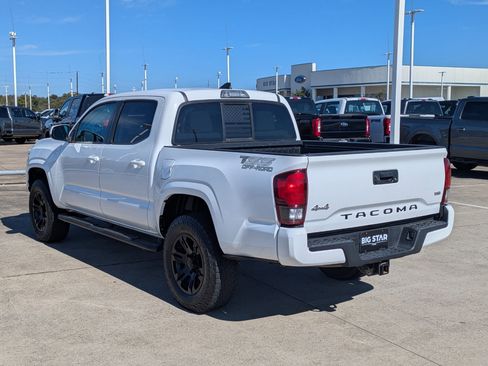 Used 2019 Toyota Tacoma SR5 image 6
