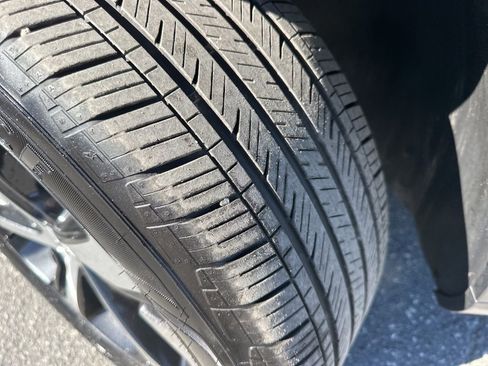 Used 2024 Chevrolet Trax RS w/ Driver Confidence Package image 29